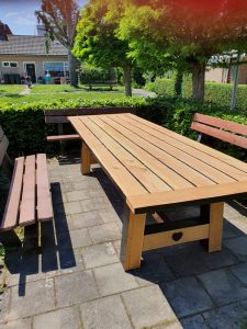 H3works - Op maat gemaakte tuin tafel